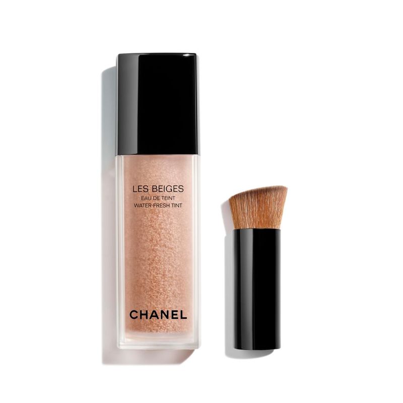 Maquillaje-Las-bases-de-maquillaje-LES-BEIGES-AGUA-DE-MAQUILLAJE-FRESCA-CON-MICROBURBUJAS-DE-PIGMENTOS
