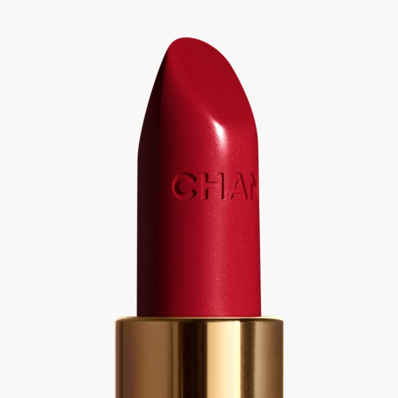MAQUILLAJE-BARRAS-DE-LABIOS-ROUGE-ALLURE-LA-BARRA-DE-LABIOS-INTENSA-alternativa