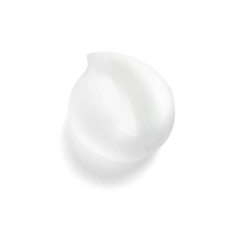 crema_rica_revitalizante_textura.jpg